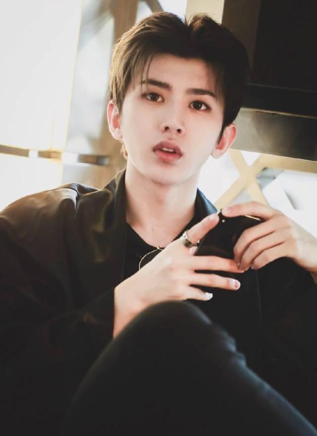 蔡徐坤吃瓜直播回放视频,揭秘娱乐圈幕后故事