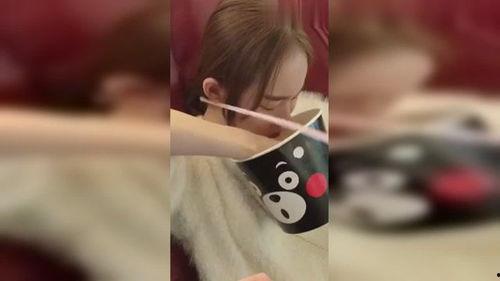 吃瓜女孩梳头视频大全,吃瓜女孩梳头视频大全，解锁时尚发型新潮流